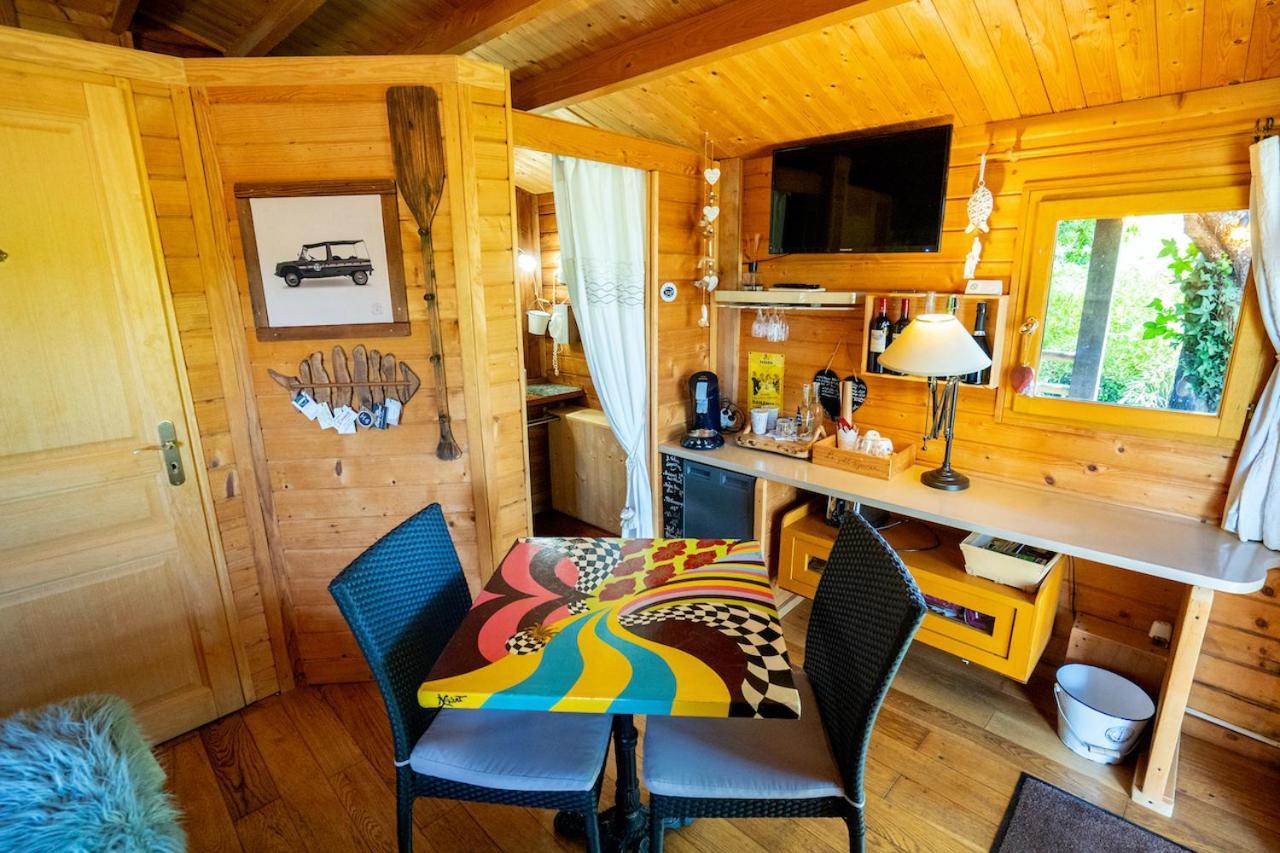 Bed and Breakfast Le Bassin Du Tertre Fronsac  Esterno foto