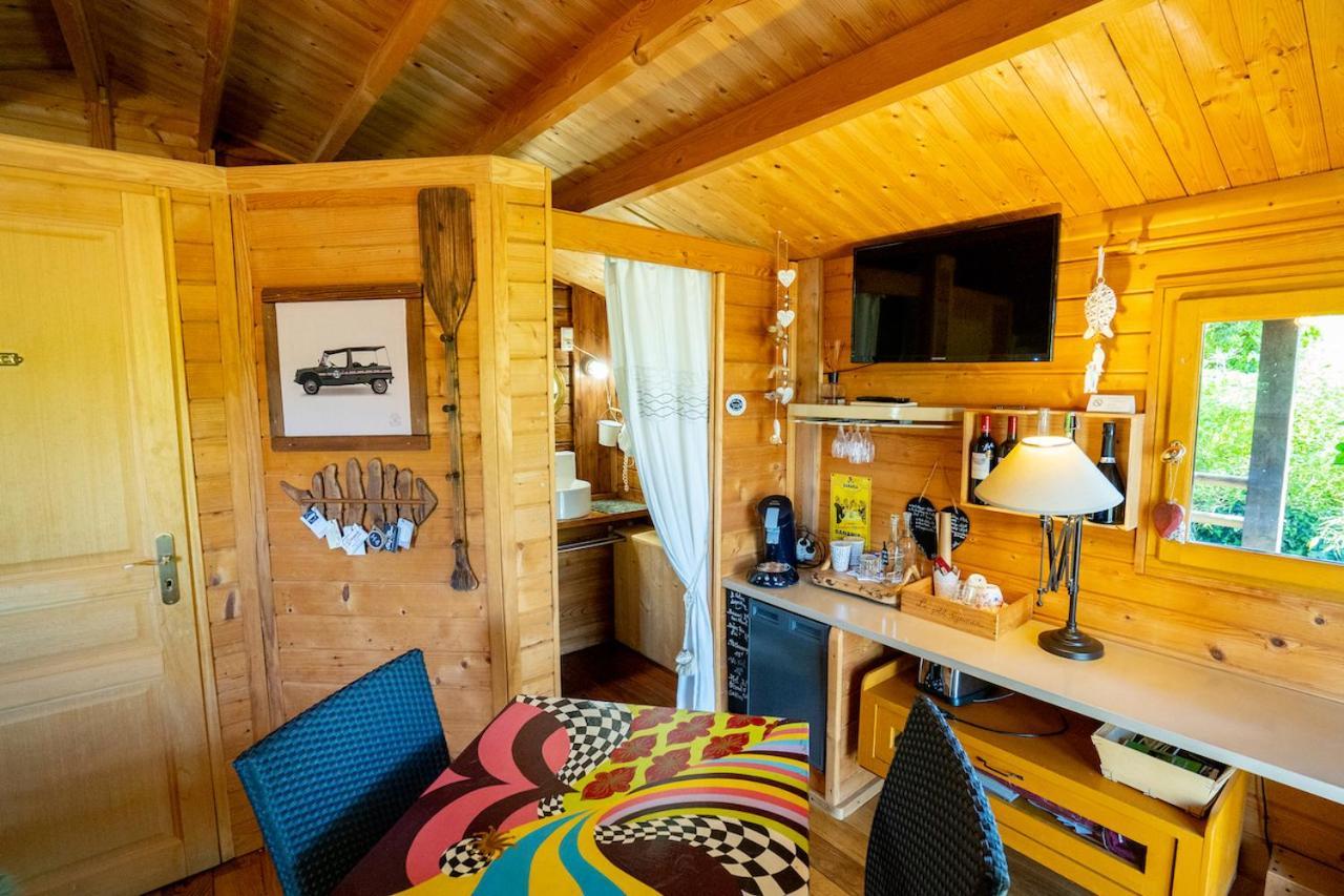 Bed and Breakfast Le Bassin Du Tertre Fronsac  Esterno foto